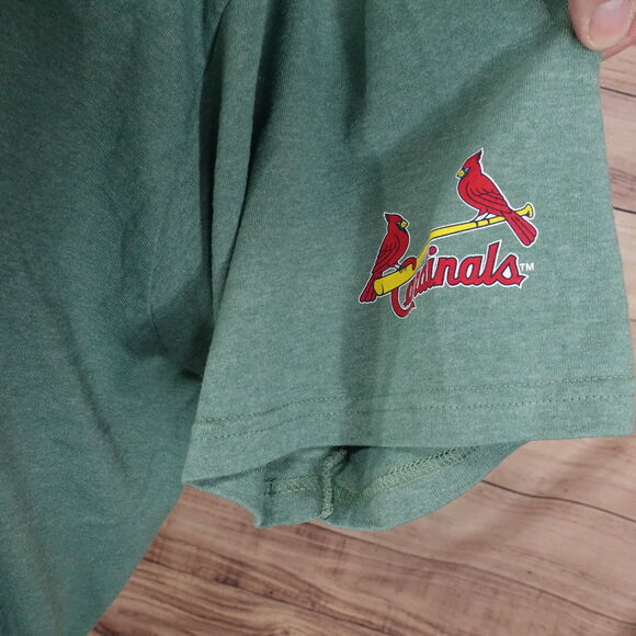 VINTAGE ST LOUIS CARDINALS IRISH ST PATTYS DAY CLOVER NIKE TEAM TSHIRT 2XL Y2K - Picture 4 of 7